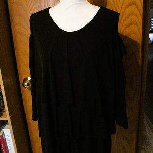 Susan Graver  Sz 2X  Black Cold Shoulder 3 tier top.